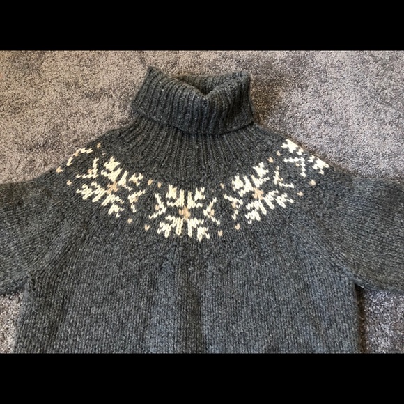 J.Crew wool cashmere snowflake turtleneck sweater - Picture 2 of 6